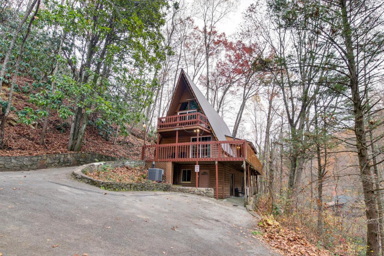 Gatlinburg A-Frame Home With Hot Tub Near Parkway Exterior foto