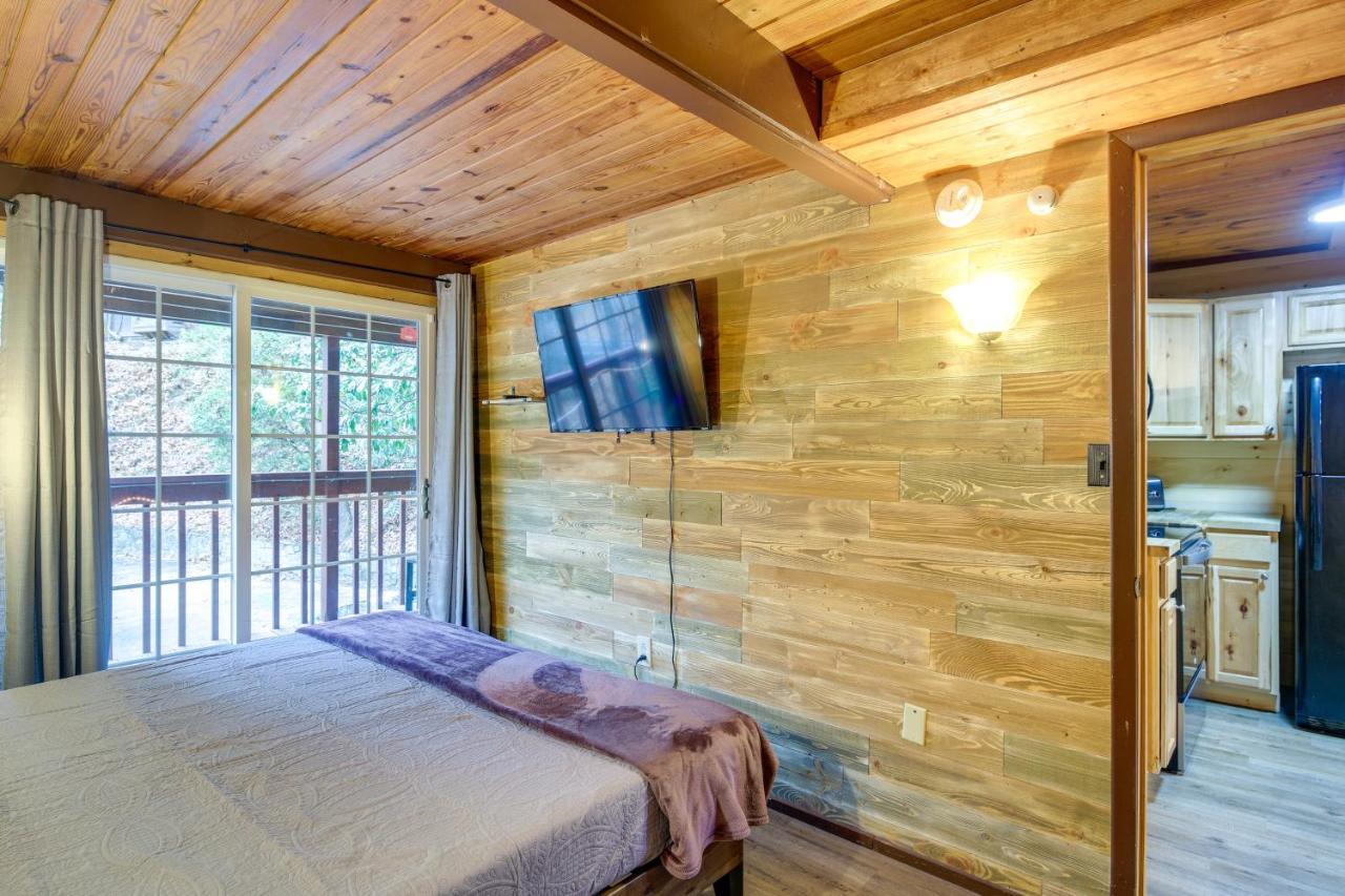 Gatlinburg A-Frame Home With Hot Tub Near Parkway Exterior foto